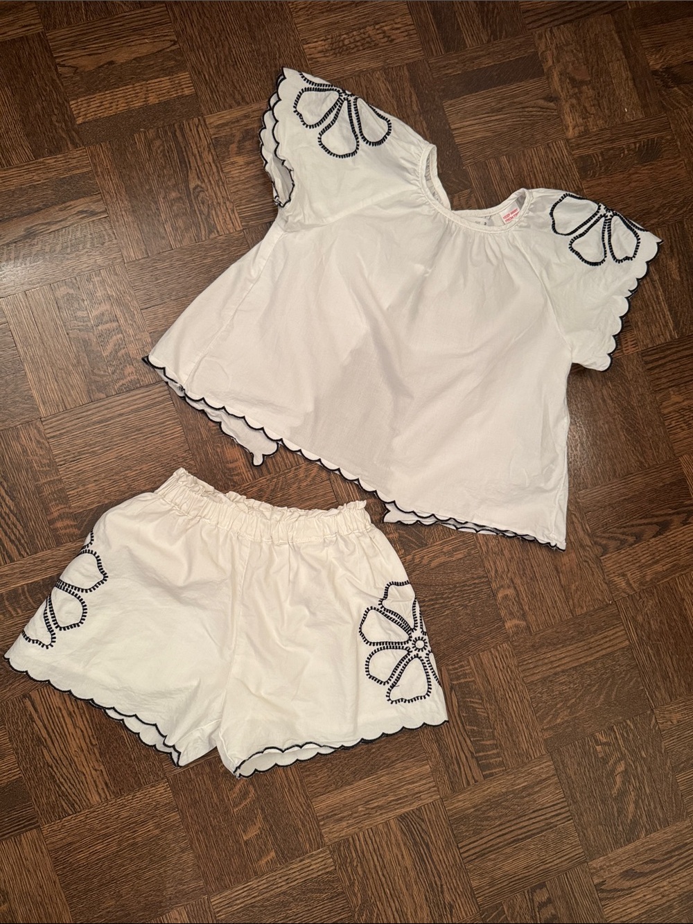 Zara girls size 3T White cotton Scallop Two-Piece Top & Shorts Set